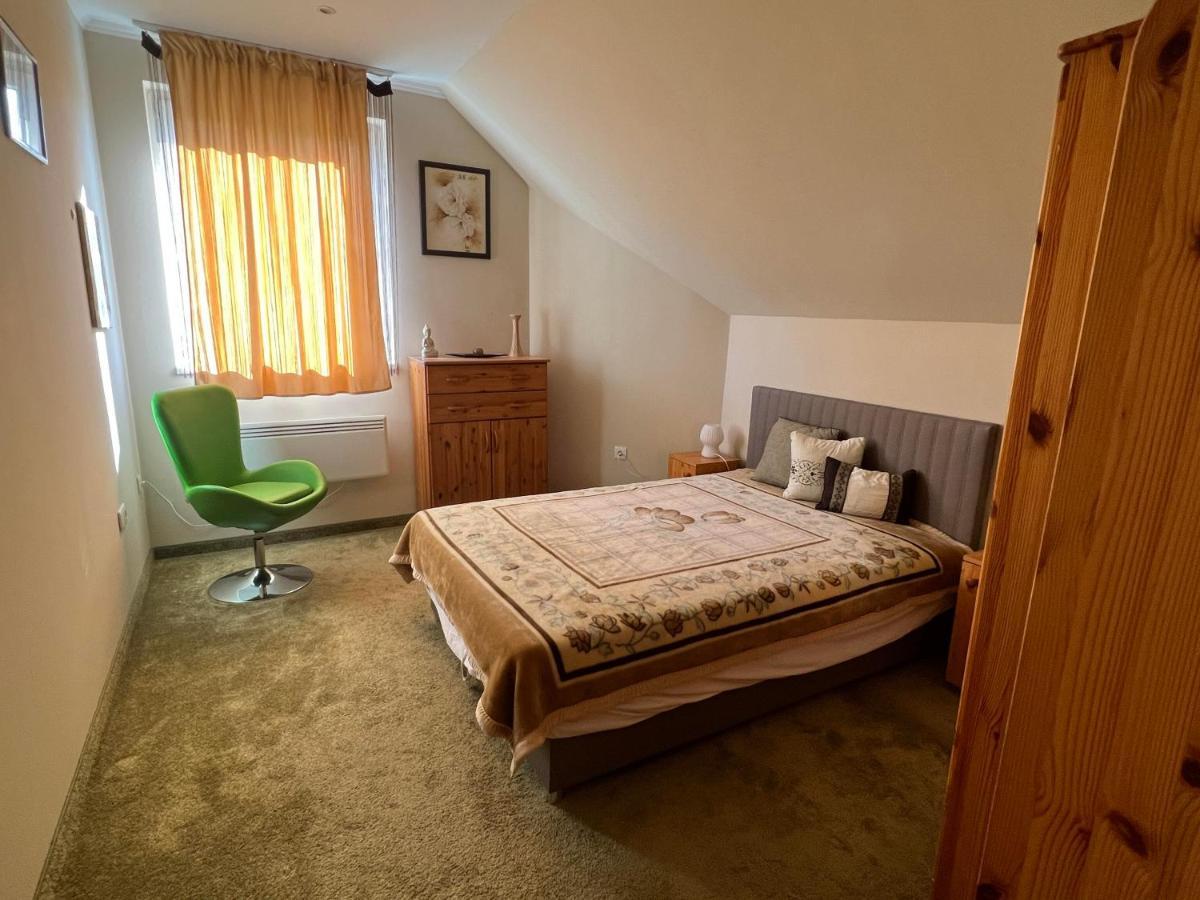 Boldogfalvi Appartement